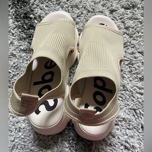 Sopetme Ximodel women sandals size 7